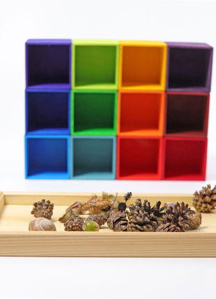 Grimm`s 12 houten sorteerbakjes in regenboogkleurenGrimm`s 12 houten sorteerbakjes in regenboogkleuren