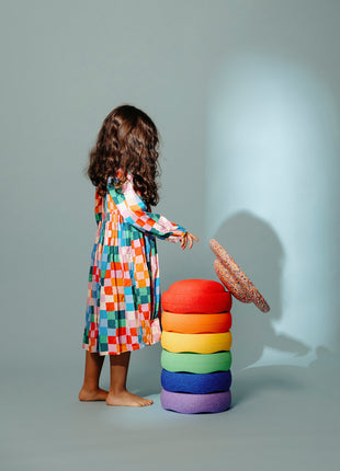 Stapelstein stapelstenen super confetti rainbow classic 6 stuks + balance board